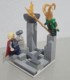 Minifiguras do Thor e Loki em Asgard
