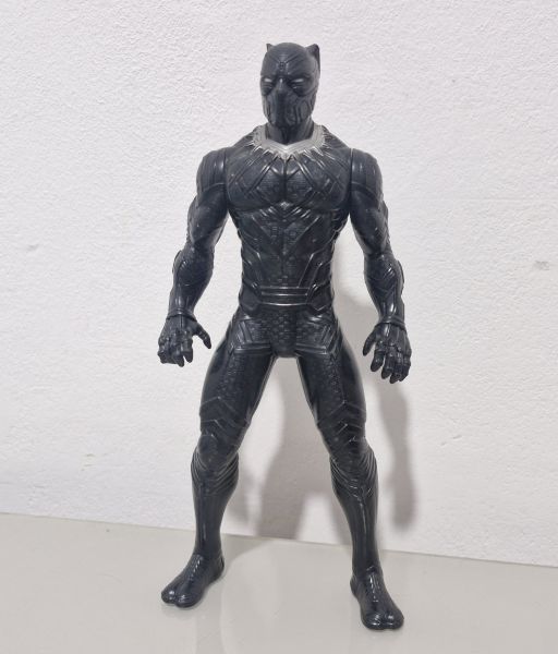 Figura do Pantera Negra / Black Panther (Hasbro)