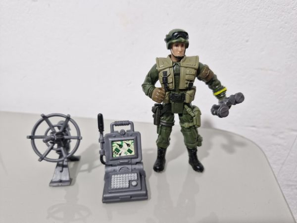 Major Macintyre (Chap Mei)