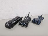 Lote com 3 versões Batmóvel Hot Wheels (The Animated Series - Batman Forever - Bravos e Destemidos)